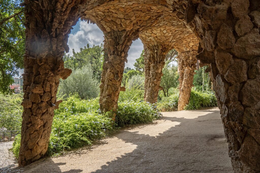 park-guell-barcelona-spain_diego-allen-cxi_tf5cpeq-unsplash